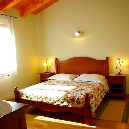 Charming Anita With Private Pool Near Pula - Wiibuk Vila *